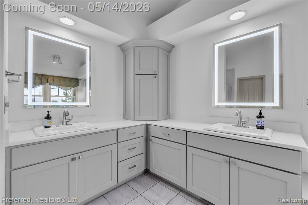 47046 Eastbourne Road Canton, MI 48188 - Photo 41 of 65