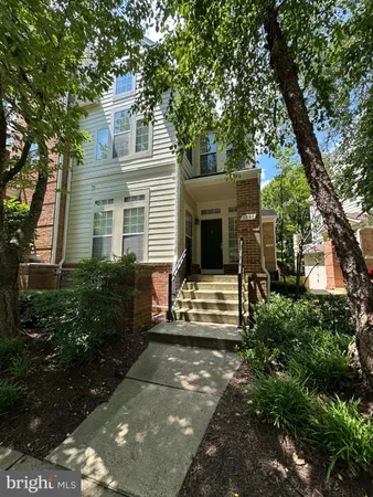 $400,000 | 1326 Garden Circle, Unit 314, Reston, VA 20194