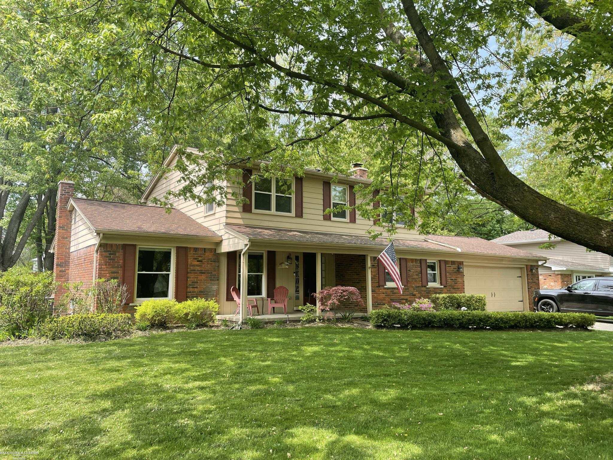 972 Croydon Road Rochester Hills, MI 48309 - Photo 1 of 27