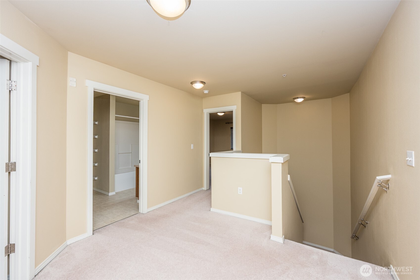 5325 Military Road East, Unit B Tacoma, WA 98446 - Photo 13 of 27