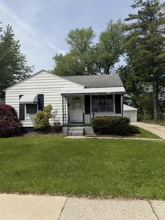 $134,900 | 21819 Shakespeare Avenue, Eastpointe, MI 48021