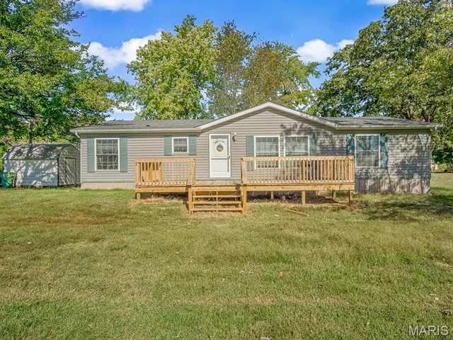 $98,000 | 929 State Rte 4, Willisville, IL 62272