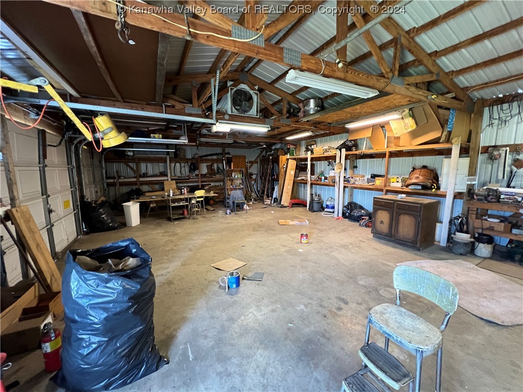 19105 Huntington Road Gallipolis Ferry, WV 25515 - Photo 25 of 29 INSIDE THE 24 X 36 GARAGE