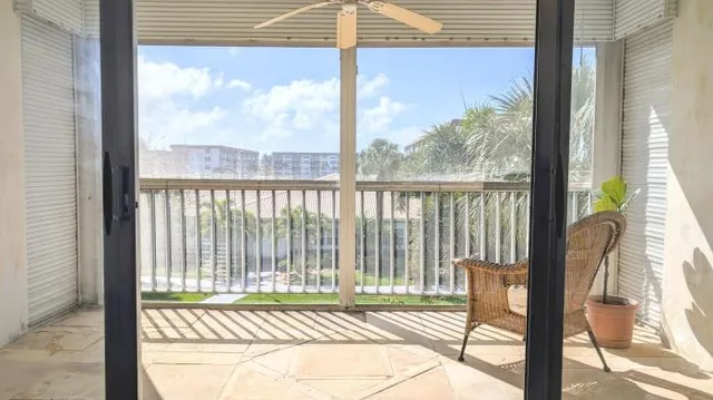 $199,000 | 900 Dogwood Drive, Unit 338, Delray Beach, FL 33483