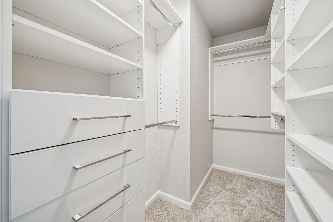 8611 Devine Lane Austin, TX 78748 - Photo 28 of 33 a view of walk in closet