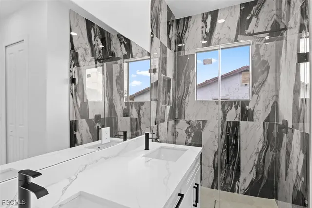 $414,600 | 4006 5th Street Southwest, Lehigh Acres, FL 33976