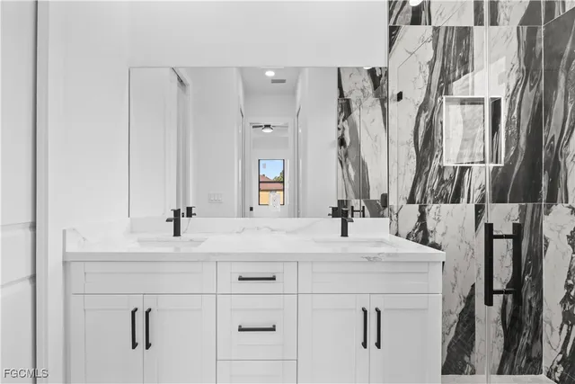 $414,600 | 4006 5th Street Southwest, Lehigh Acres, FL 33976