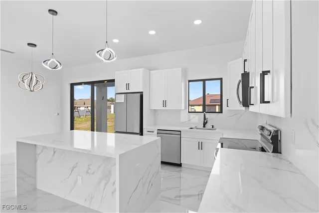 $414,600 | 4006 5th Street Southwest, Lehigh Acres, FL 33976