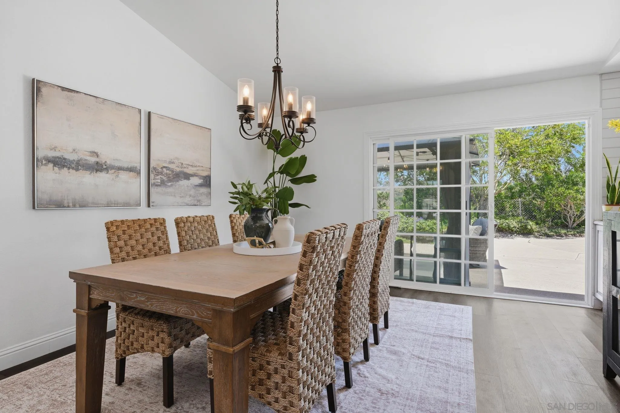 1619 Mapleleaf Court Encinitas, CA 92024 - Photo 29 of 60