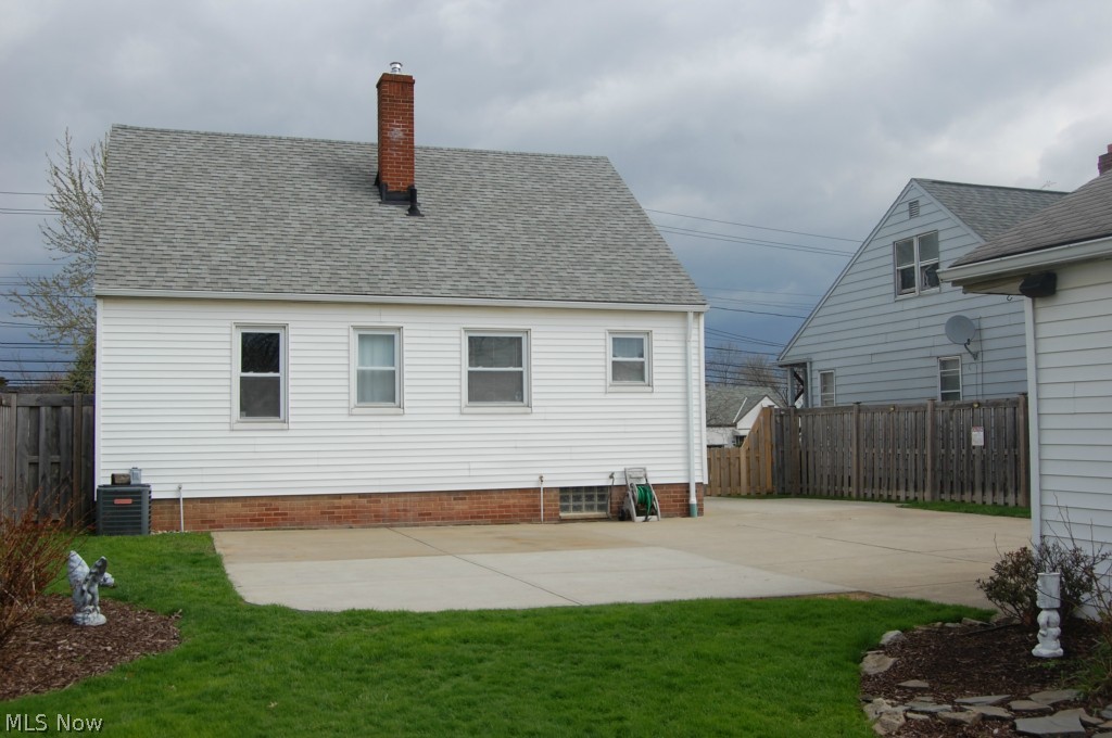 15520 Rockside Road Maple Heights, OH 44137 - Photo 21 of 23