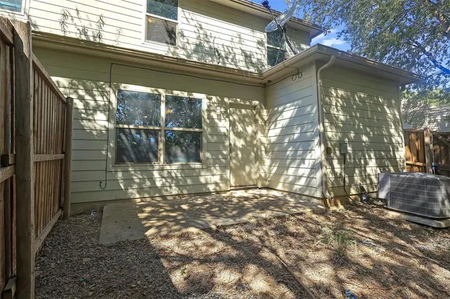 a view of outdoor space