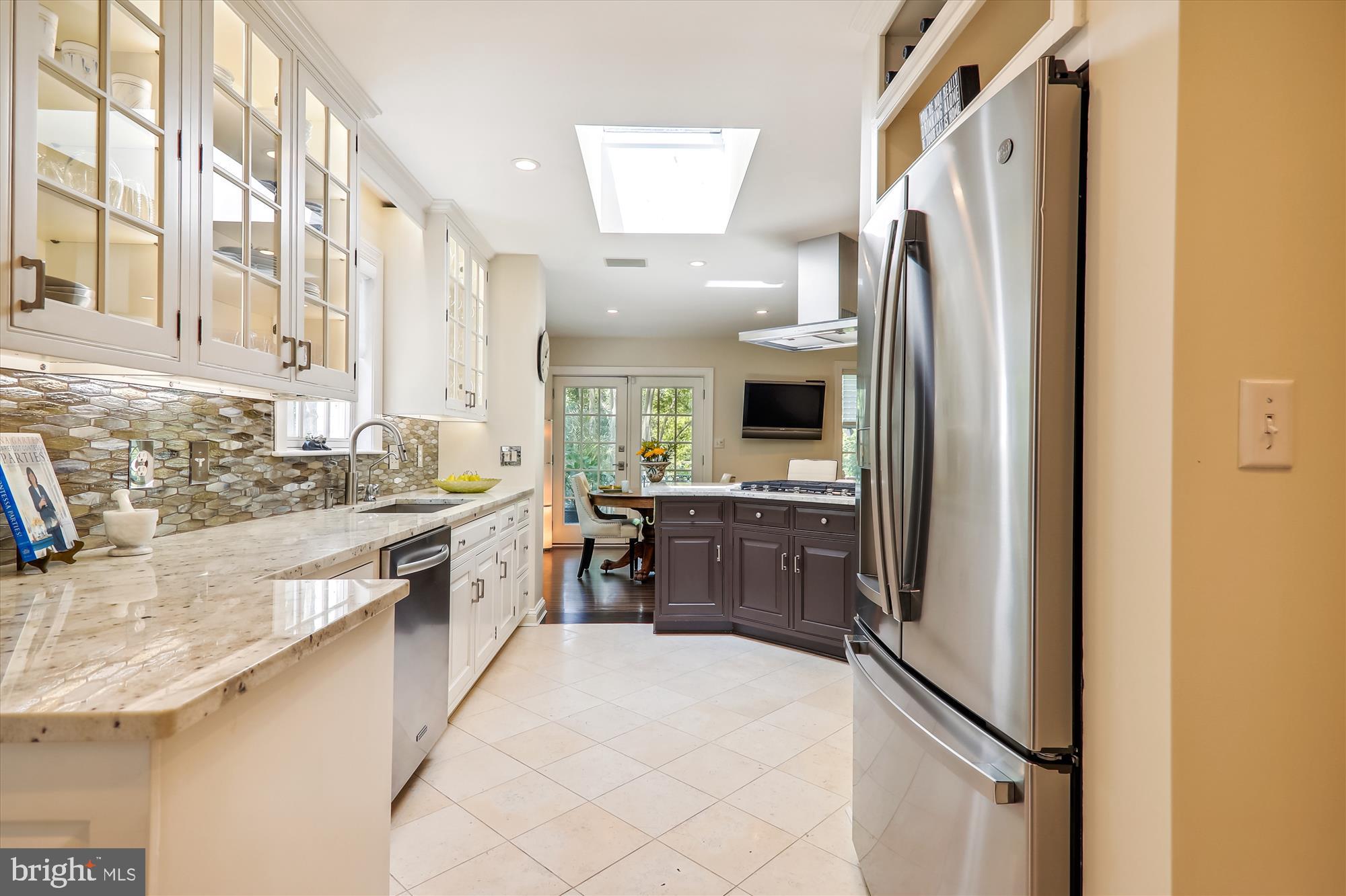 2721 Daniel Road Chevy Chase, MD 20815 - Photo 29 of 110 Kitchen