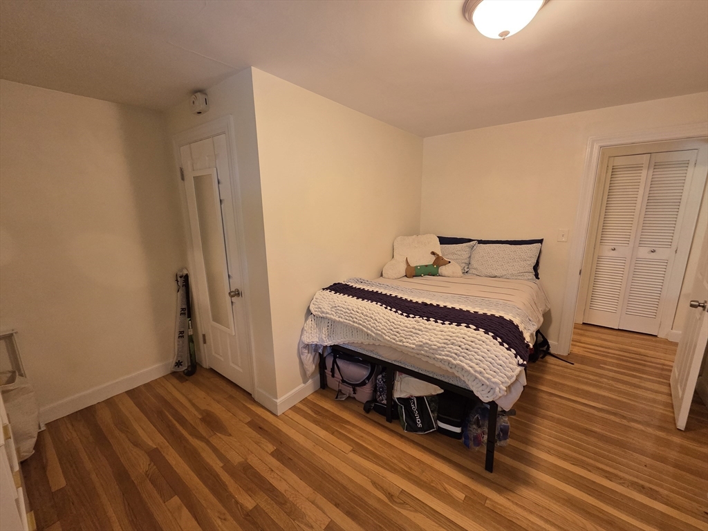 12-14 Louise Road, Unit 14 Chestnut Hill, MA 02467 - Photo 14 of 16