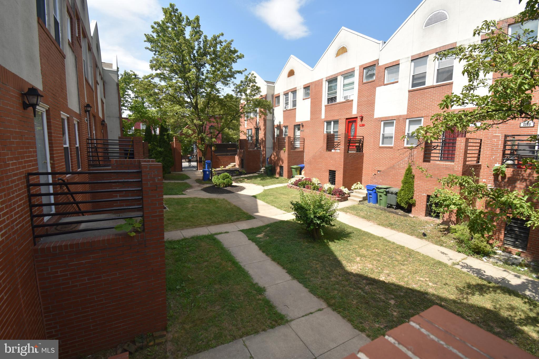 2565 Francis Street Baltimore, MD 21217 - Photo 2 of 3