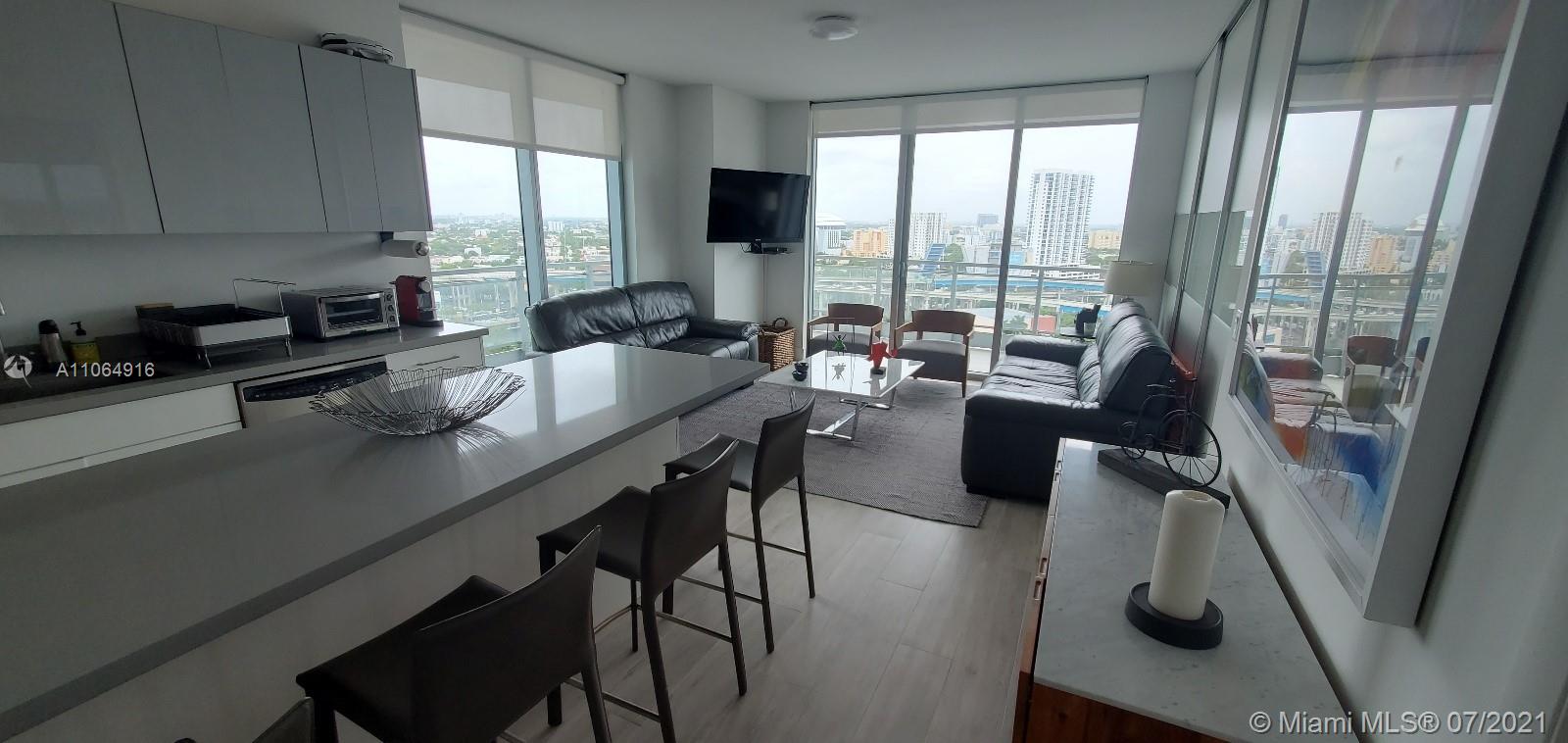 90 Southwest 3rd Street, Unit 2012 Miami, FL 33130 - Photo 2 of 22 Gallery Image 2