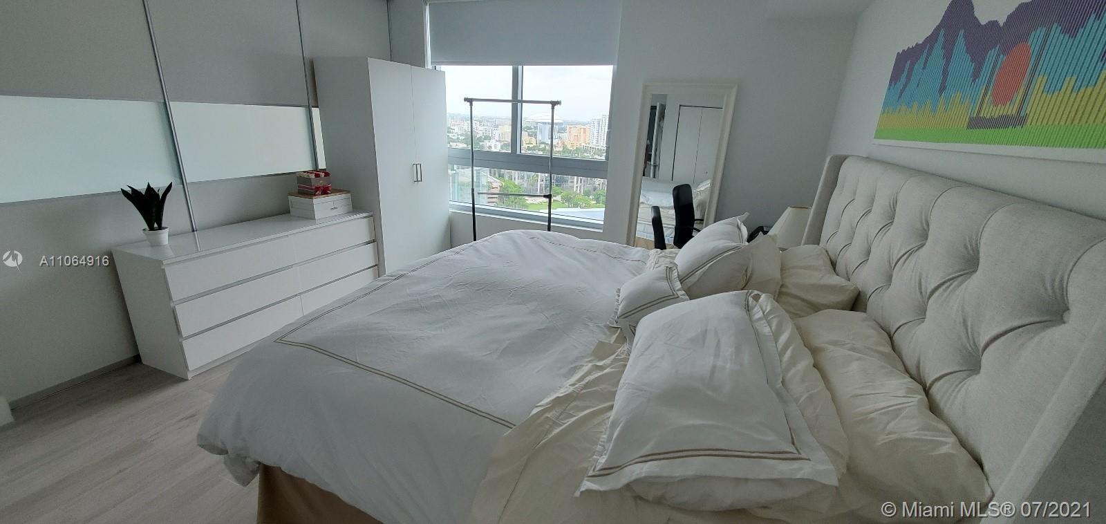 90 Southwest 3rd Street, Unit 2012 Miami, FL 33130 - Photo 12 of 22 Gallery Image 12