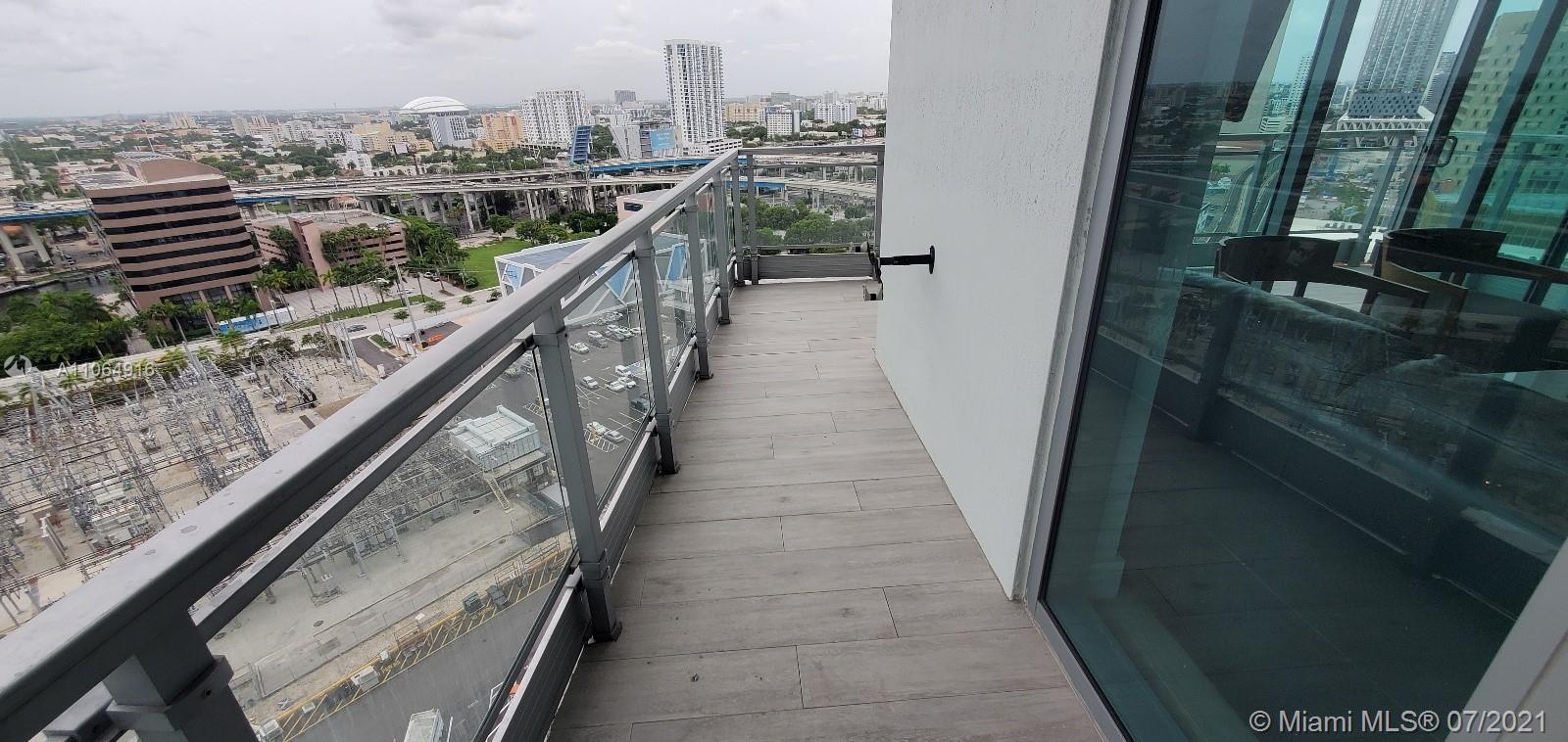 90 Southwest 3rd Street, Unit 2012 Miami, FL 33130 - Photo 15 of 22 Gallery Image 15