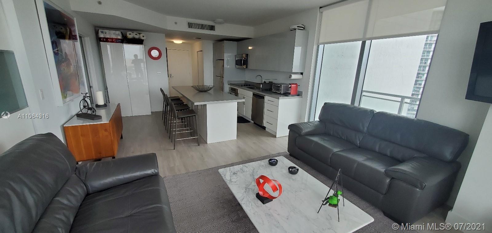 90 Southwest 3rd Street, Unit 2012 Miami, FL 33130 - Photo 9 of 22 Gallery Image 9