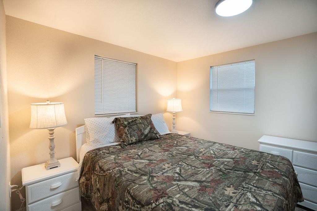 1020 4th Street Okeechobee, FL 34974 - Photo 28 of 31 DSC07127-HDR