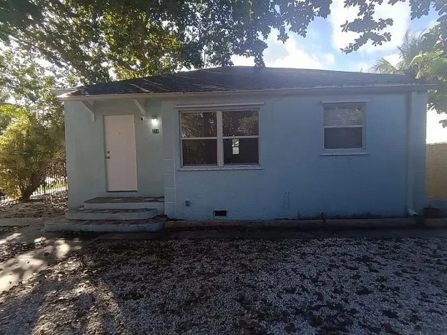 $600,000 | 294 Northeast 57th Street, Miami, FL 33137