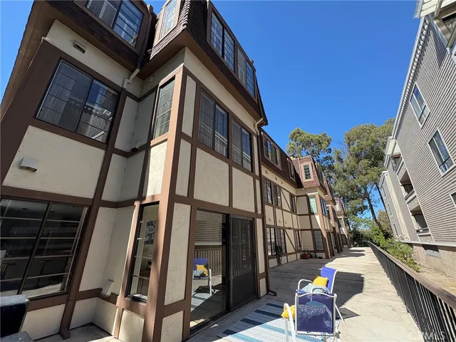 $3,650 | 735 El Camino Real, Unit 102, Burlingame, CA 94010