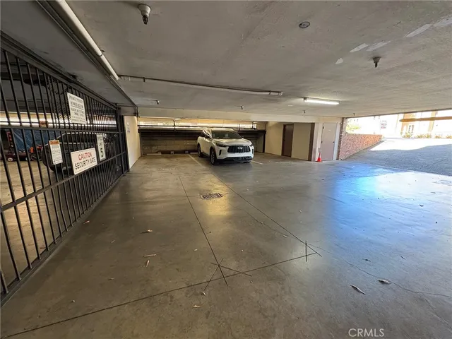 $3,650 | 735 El Camino Real, Unit 102, Burlingame, CA 94010