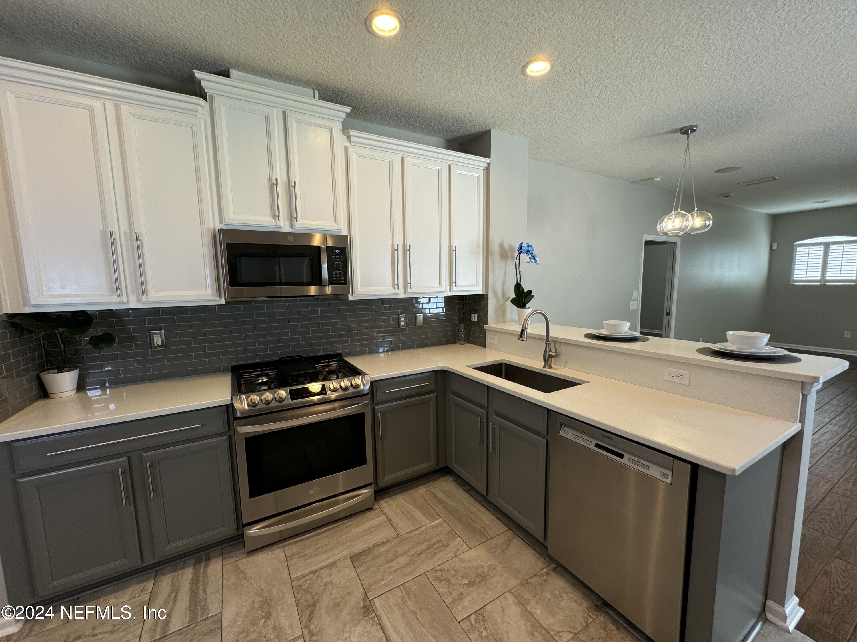 6056 Wakulla Springs Road Jacksonville, FL 32258 - Photo 5 of 53 IMG_1306