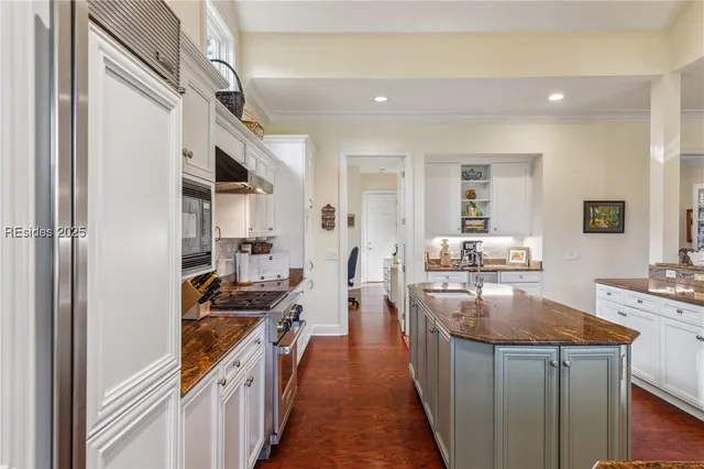 $1,250,000 | 21 Bayley Road, Bluffton, SC 29910