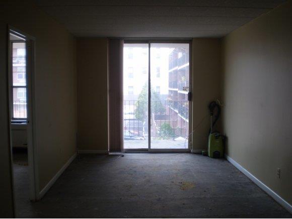 9993 Shore Road, Unit 17D Brooklyn, NY 11209 - Photo 4 of 6 Gallery Image 4