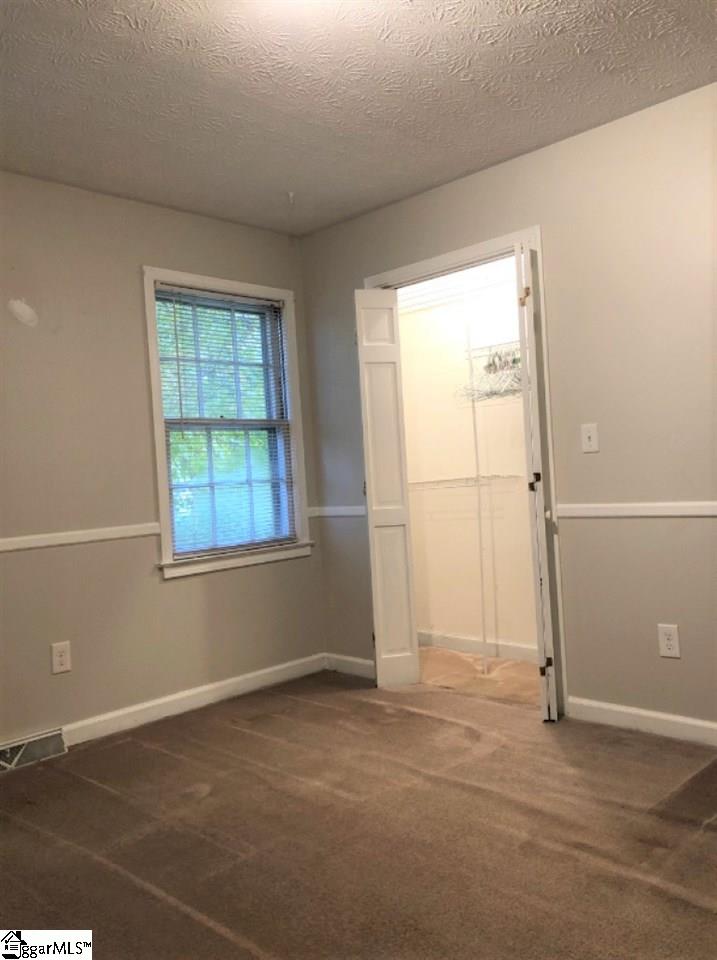 307 Timbrooke Way Easley, SC 29642 - Photo 12 of 36 Gallery Image 12