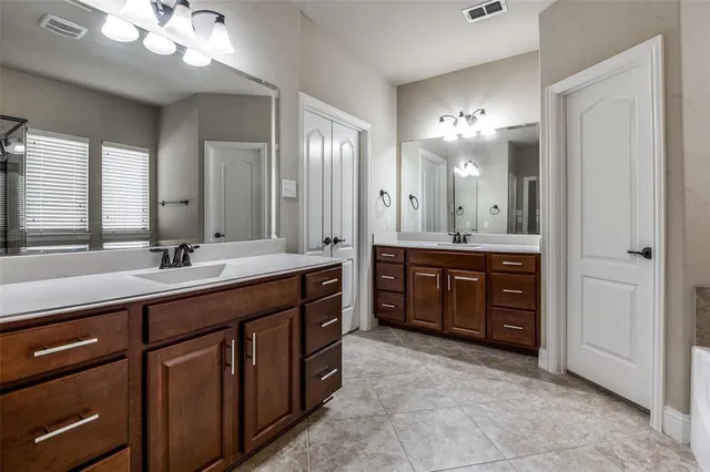 $649,999 | 2404 Marshbrook Drive, McKinney, TX 75071