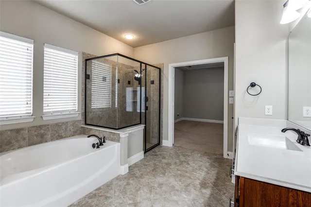 $649,999 | 2404 Marshbrook Drive, McKinney, TX 75071