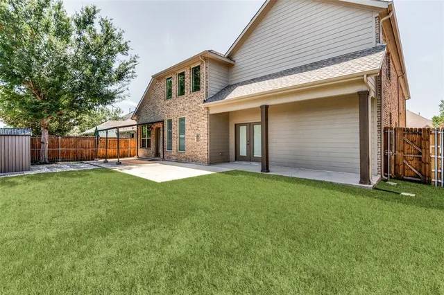 $649,999 | 2404 Marshbrook Drive, McKinney, TX 75071