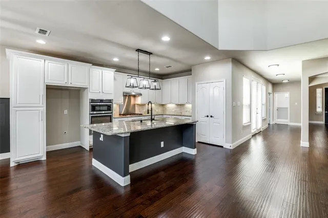 $649,999 | 2404 Marshbrook Drive, McKinney, TX 75071
