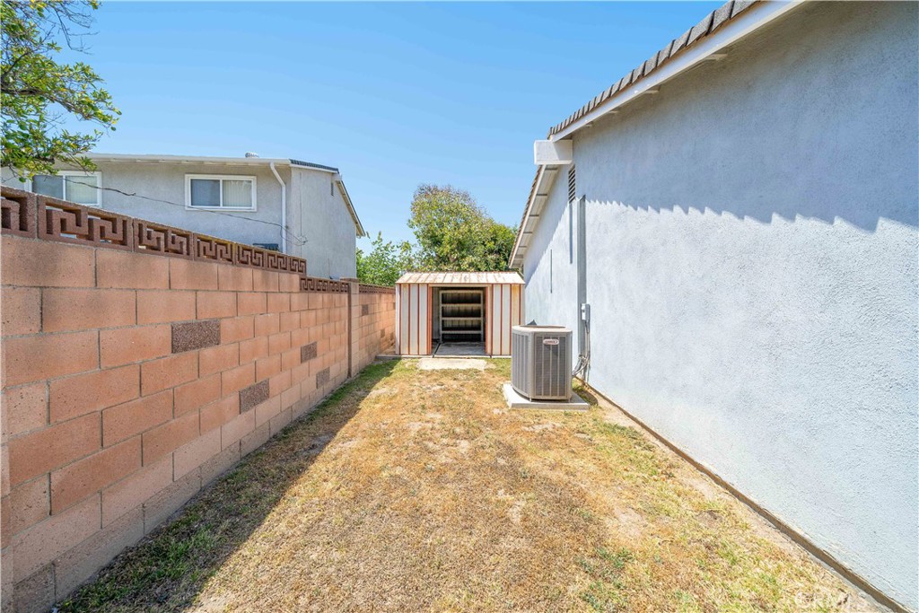 2053 Malcolm Street Simi Valley, CA 93065 - Photo 20 of 26