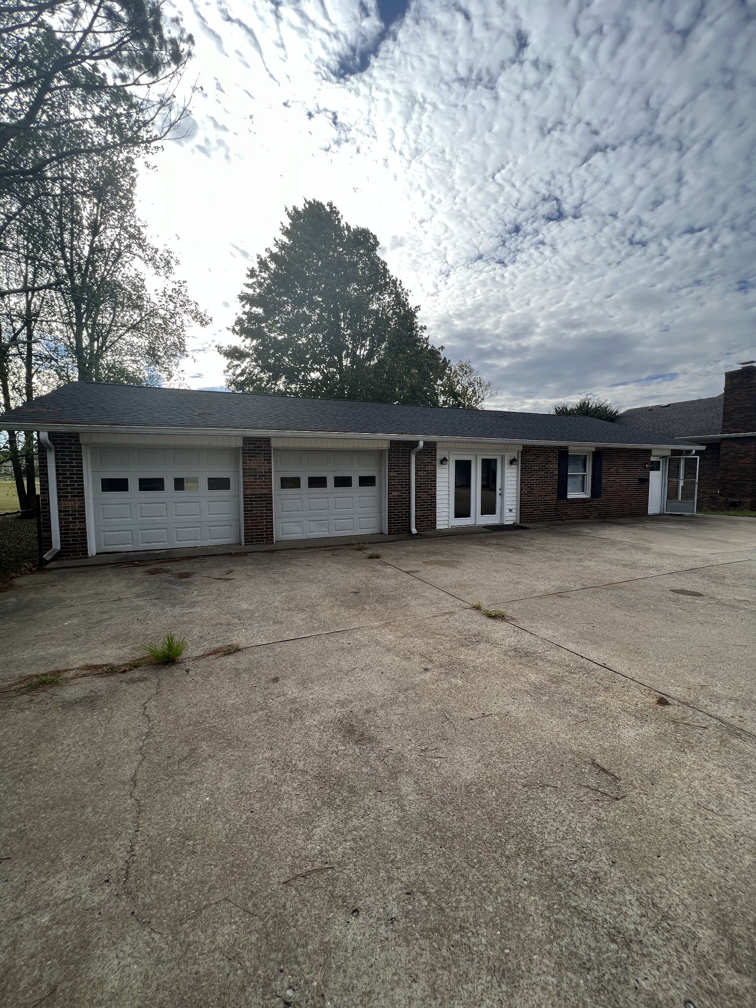 5588 Lebanon Road Lebanon, TN 37087 - Photo 33 of 43 a view of a house with a outdoor space