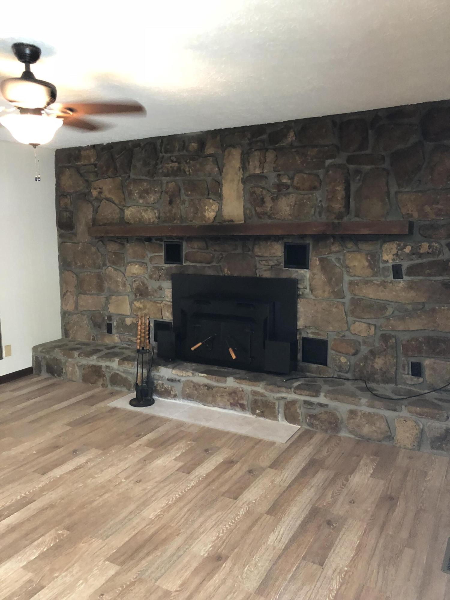 394 Taylor Road Crossville, TN 38572 - Photo 6 of 21 IMG_0704