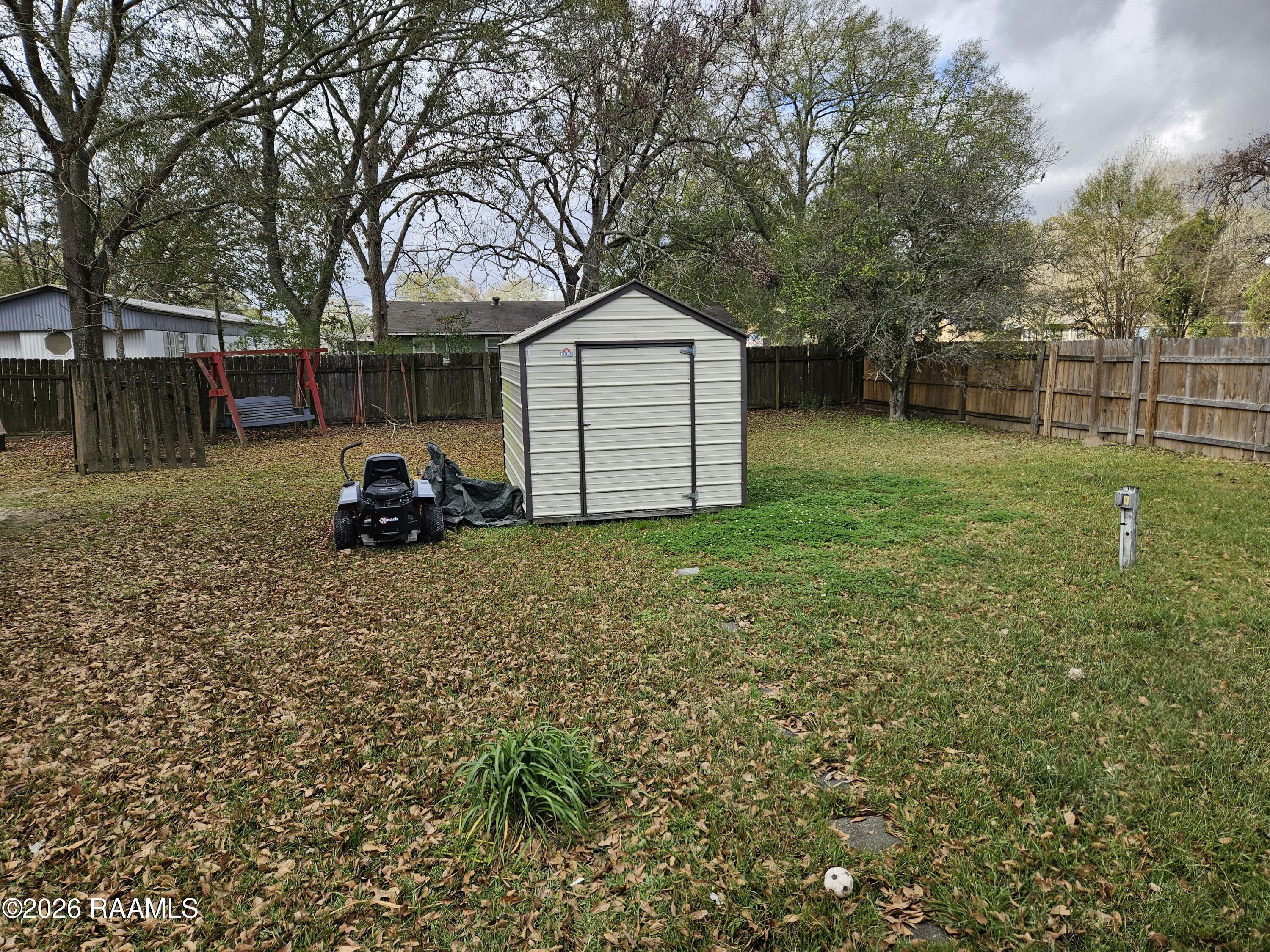 611 Halsey Street Eunice, LA 70535 - Photo 8 of 8 611 yard