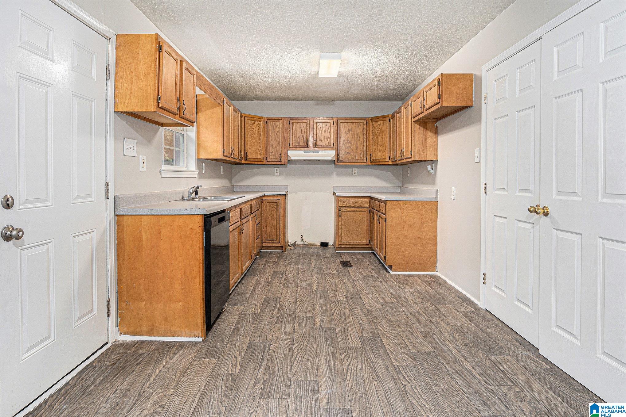 600 Pride Way Birmingham, AL 35211 - Photo 5 of 15