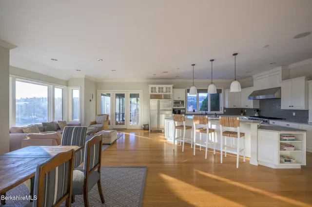 $4,250,000 | 58 Round Hill Road, Great Barrington, MA 01230