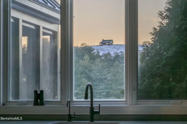 $4,250,000 | 58 Round Hill Road, Great Barrington, MA 01230