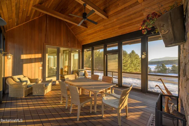 $4,250,000 | 58 Round Hill Road, Great Barrington, MA 01230