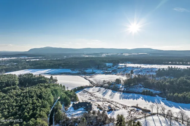 $4,250,000 | 58 Round Hill Road, Great Barrington, MA 01230