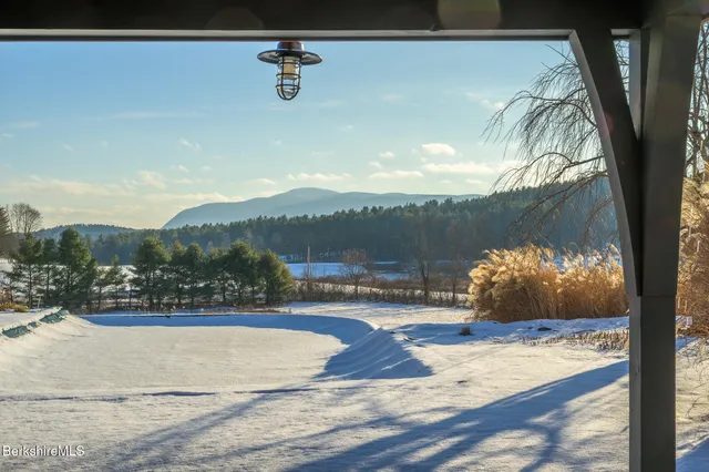 $4,250,000 | 58 Round Hill Road, Great Barrington, MA 01230