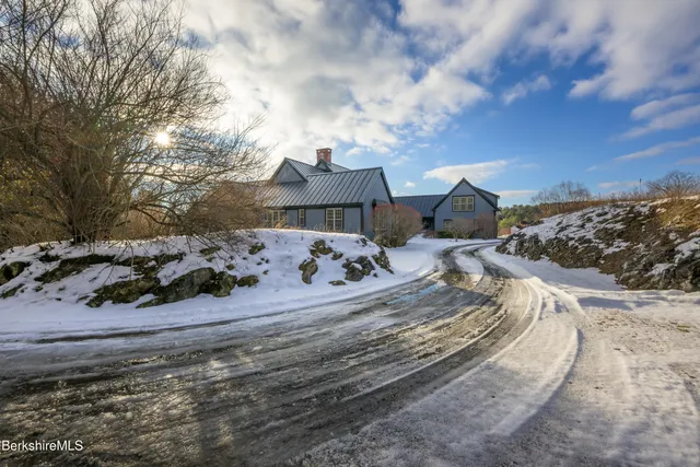 $4,250,000 | 58 Round Hill Road, Great Barrington, MA 01230