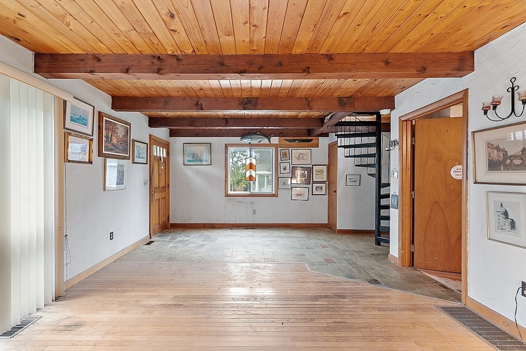 2 Glenmere Road Rockport, MA 01966 - Photo 3 of 22