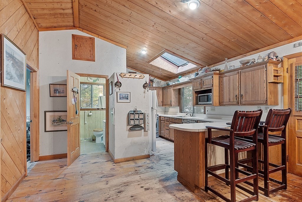 2 Glenmere Road Rockport, MA 01966 - Photo 7 of 22