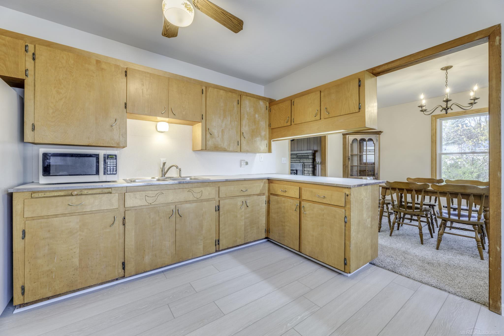 7261 Dogwood Road Lexington, MI 48450 - Photo 15 of 44