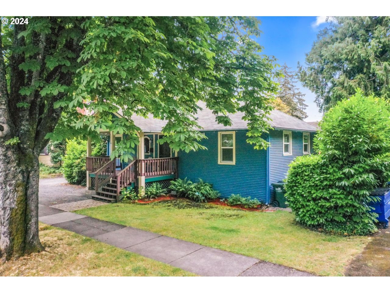1040 Jefferson Street Eugene, OR 97402 - Photo 31 of 36 a view of house with yard
