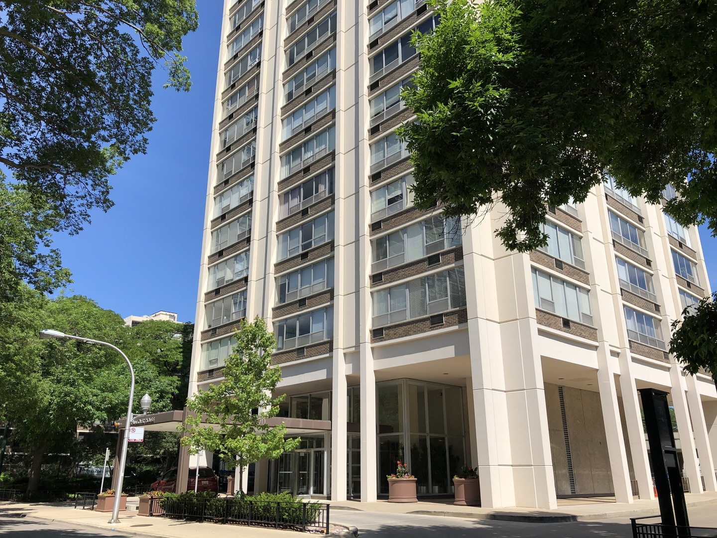 70 West Burton Pl Unit 2908  